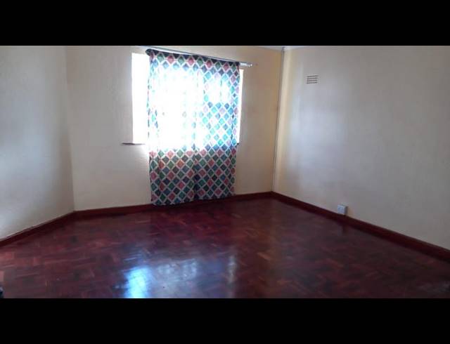 BUSINESS FOR SALE IN GOODWOOD CENTRAL